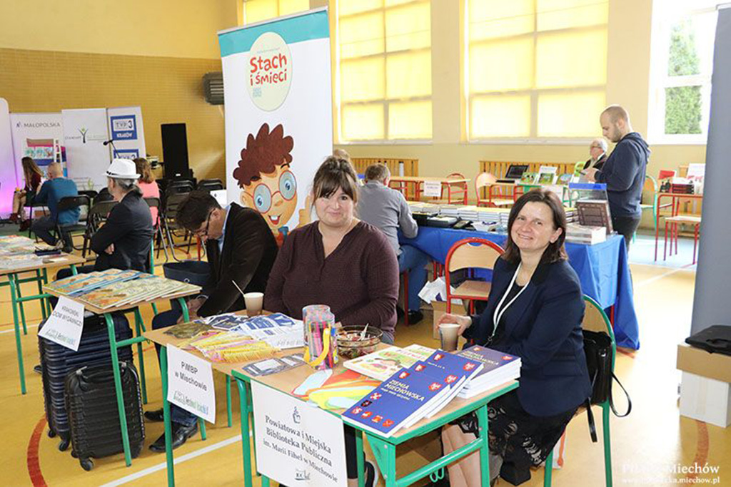 Z książką zawsze po drodze