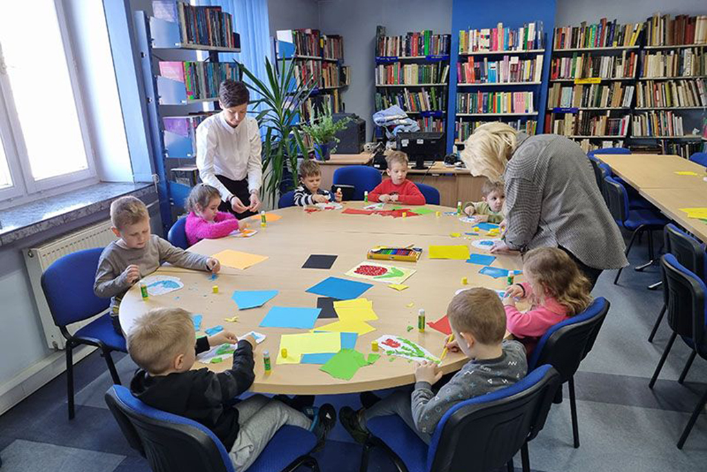 Środa w miechowskiej bibliotece