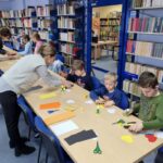 Czym skorupka za młodu nasiąknie, tym na starość trąci – o polskich przysłowiach