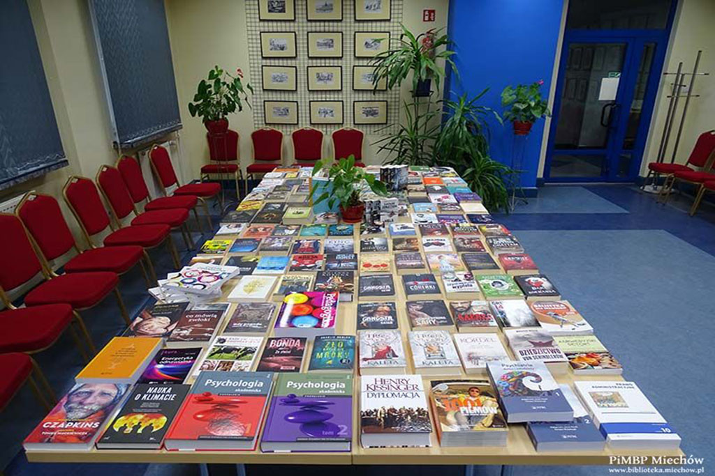 Superbohaterowie wkraczają do miechowskiej Książnicy!